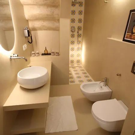 Casa Di Benedetta * غالّيبولي